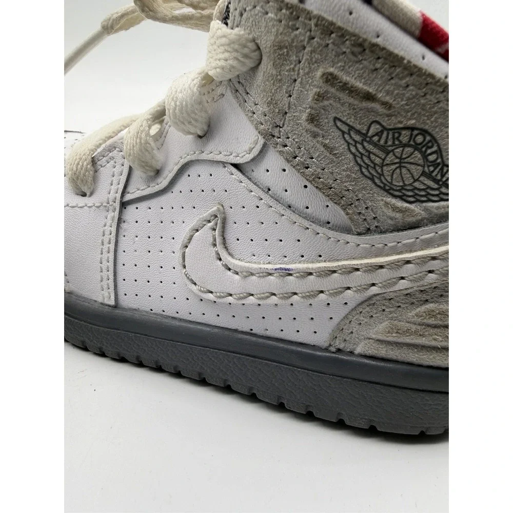 Jordan 1 Retro 93 Bugs Bunny 580517-107 Toddler Size 8C- No Box
